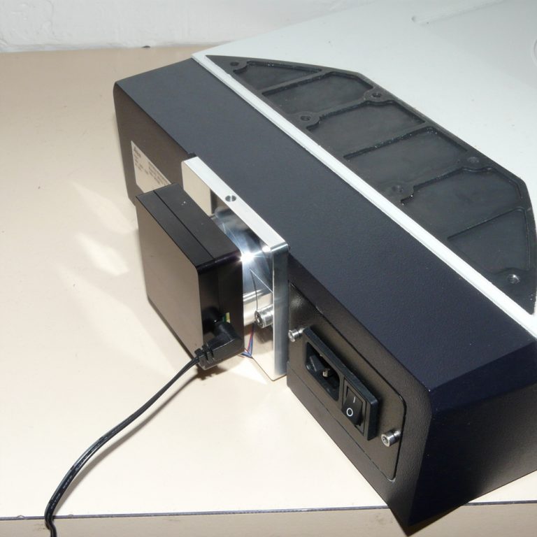 Leica MDG33 Microscope Illuminator - Image 3